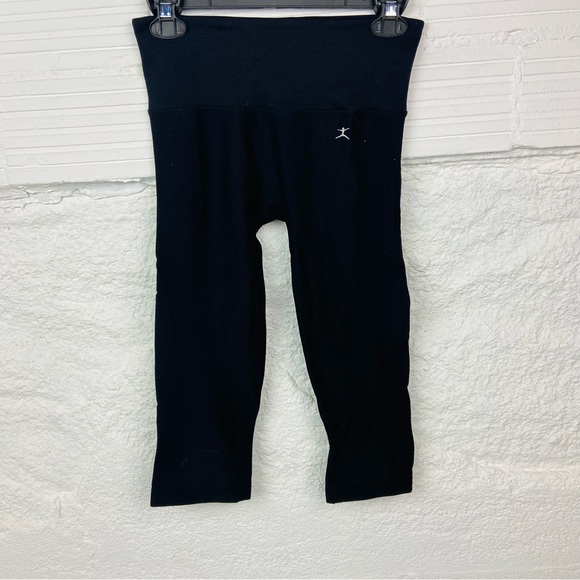 DANSKIN black stretch yoga capri workout training pants size small - Picture 1 of 11